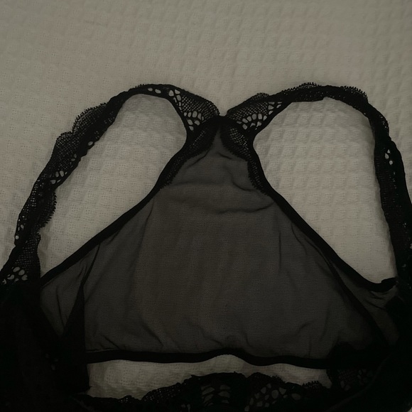 Victoria’s Secret lace bralette - Picture 3 of 4